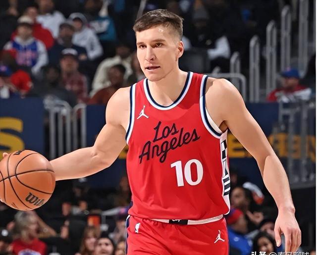  阿扎伦卡关键节点赛事规则更新，快船带队取胜！